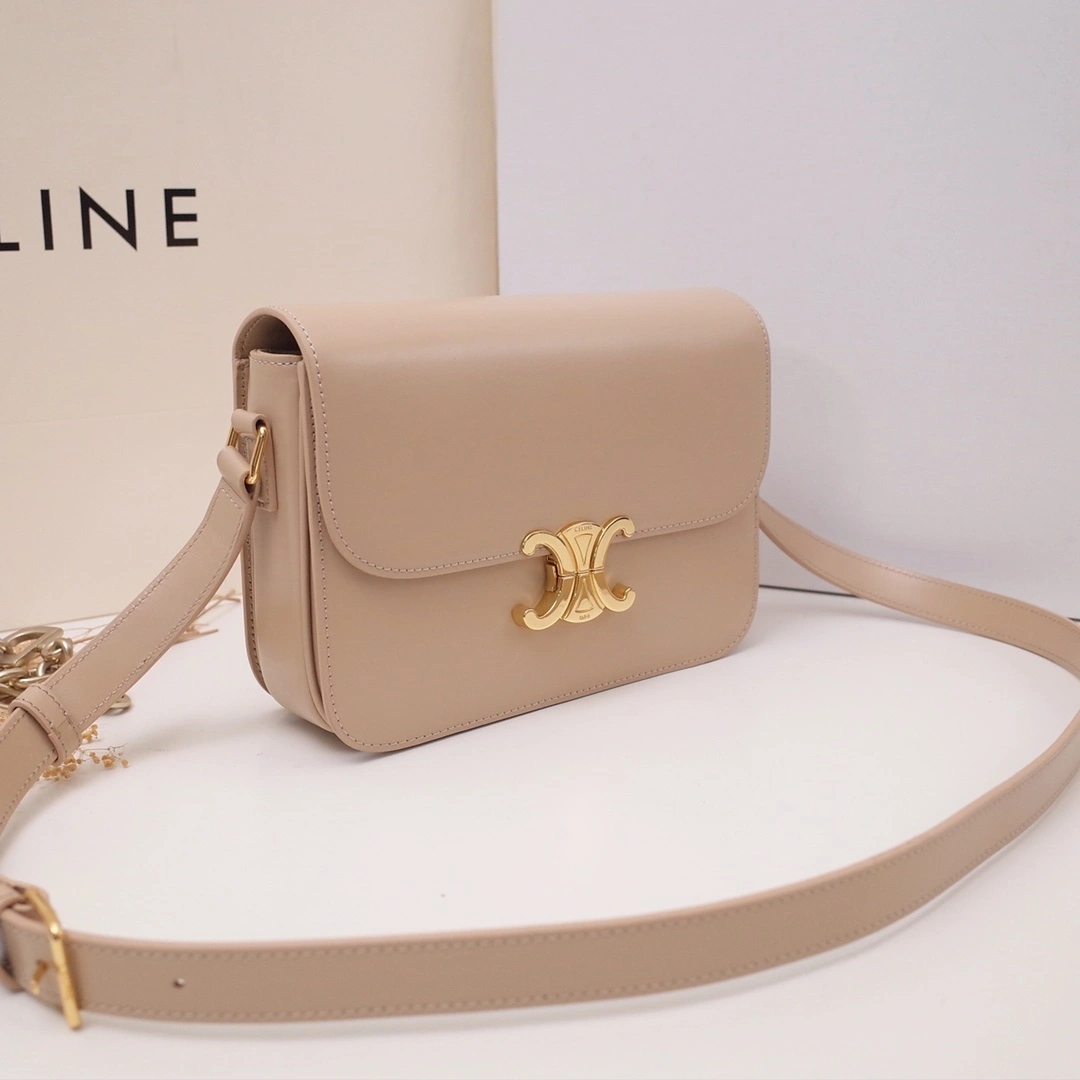 MOMO-- 358i95 188423BF4.02EU high quality version cowhide sheepskin item:D-B000I2109